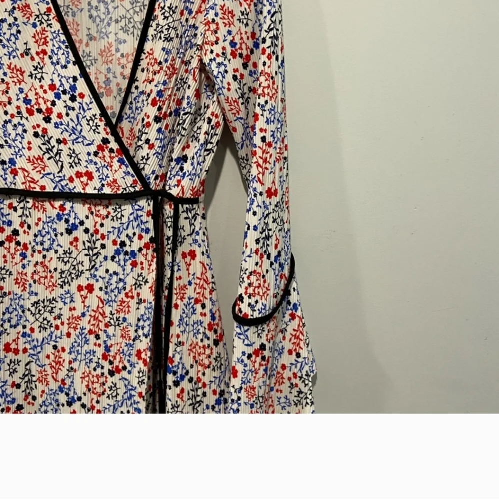Topshop pleated wrap dress. - Picture 7 of 8